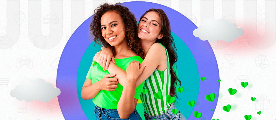Casal de namorados feliz e se abraçando.