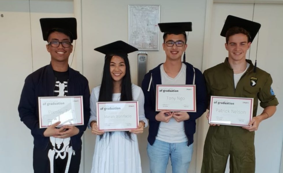 Publift's interns graduate with certificates