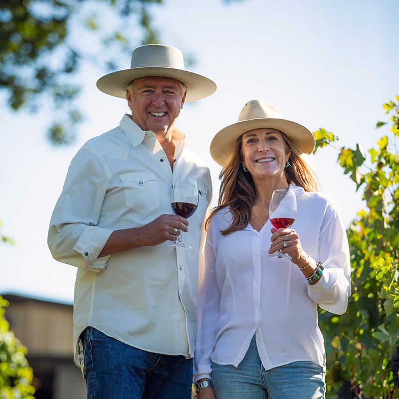 Couple drinking wine on vacation 