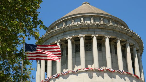 Photo of a government building