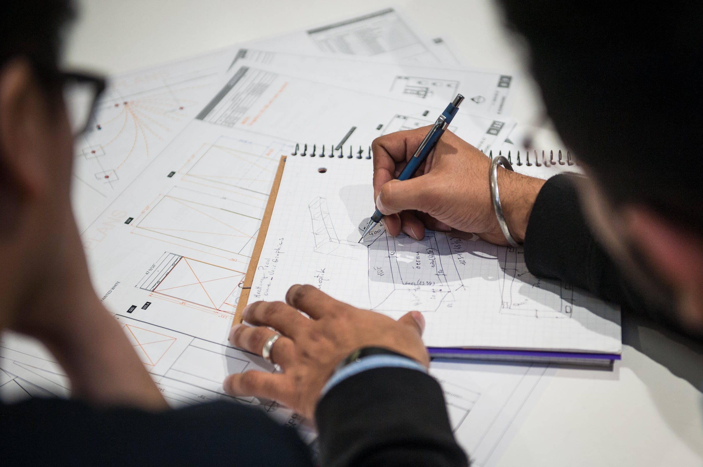 Trade shows are an efficient way to make sales, increase brand awareness and build solid relationships with your clientele. But let’s face it – choosing the right trade show booth builder is no easy task. Learn how to choose the right partner.