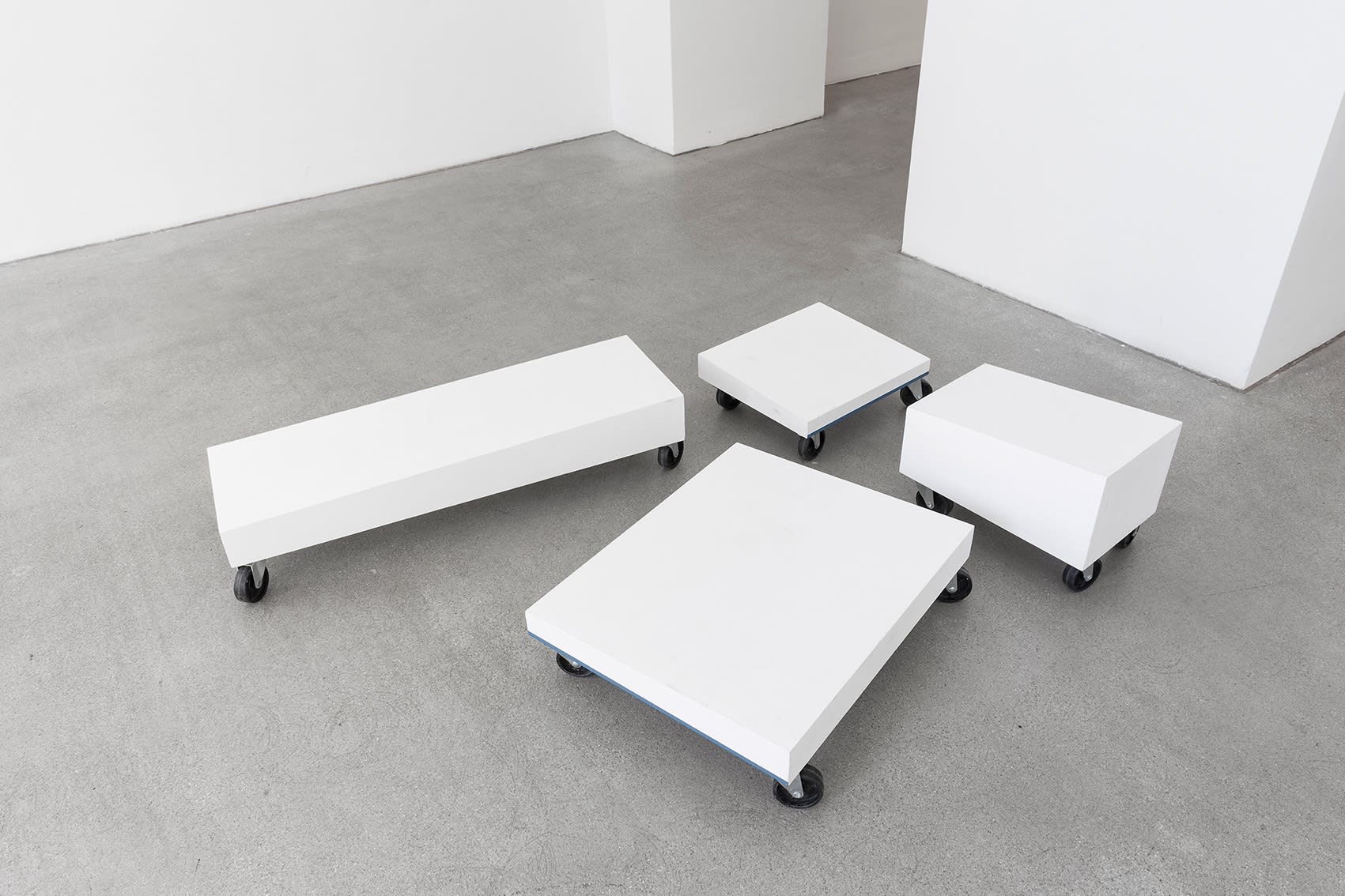 hybrid body, max landegren, raum mit licht, gallery vienna,
