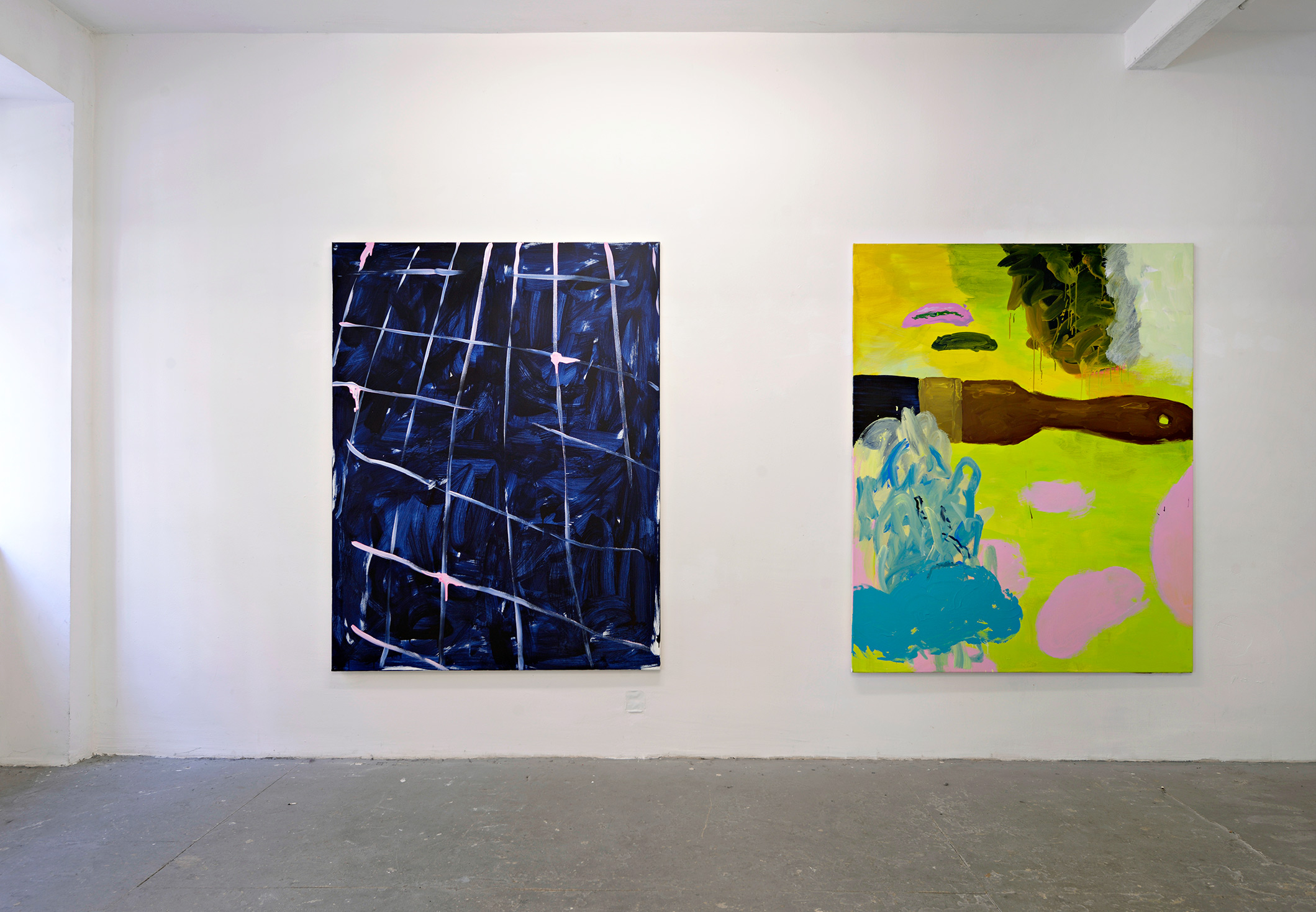 installation view, mathis bauer, two paintings, hanging on wall, netz, acrylic, spraypaint,