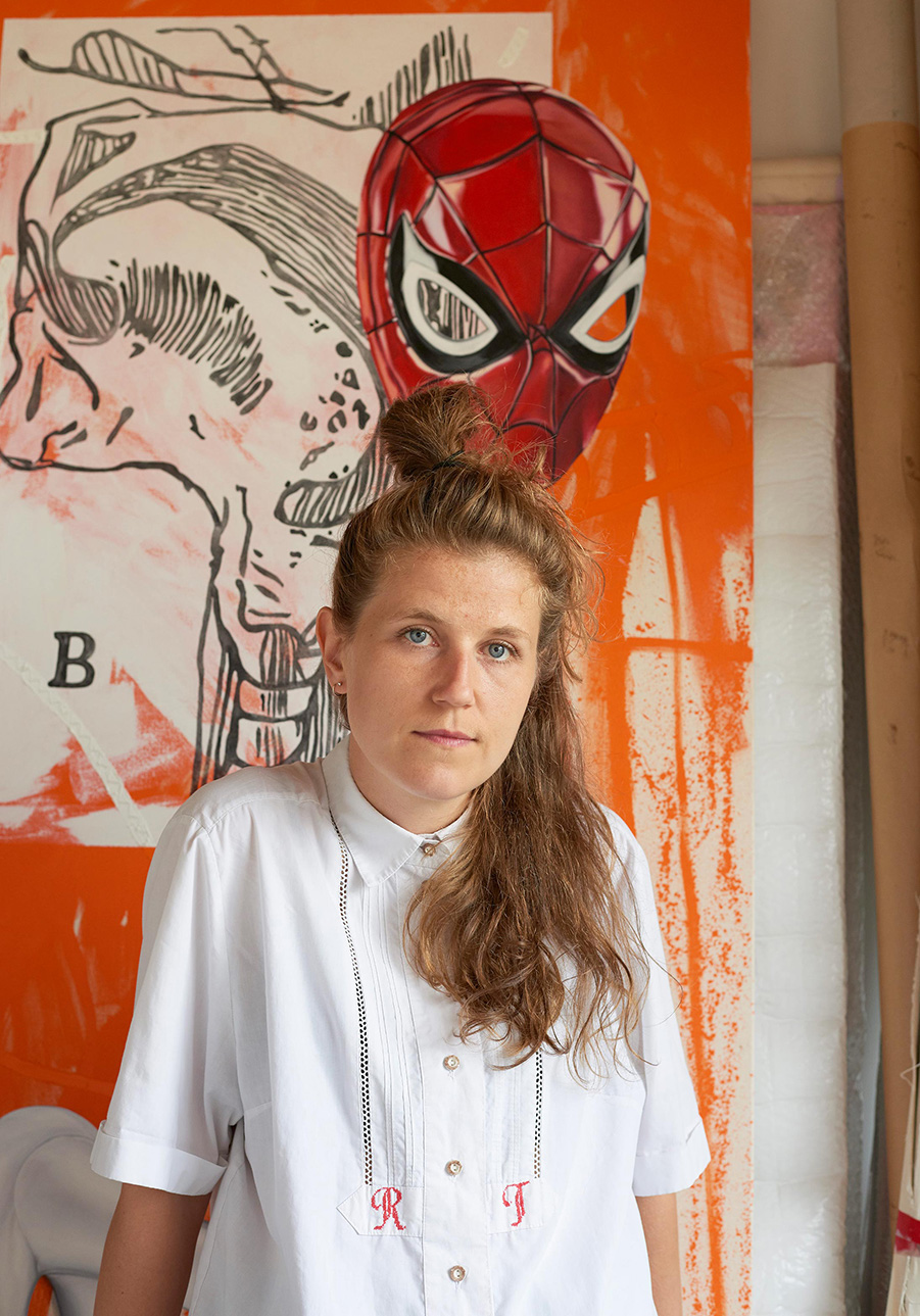 bex massey, studio portrait, focus artist, munchies art club,