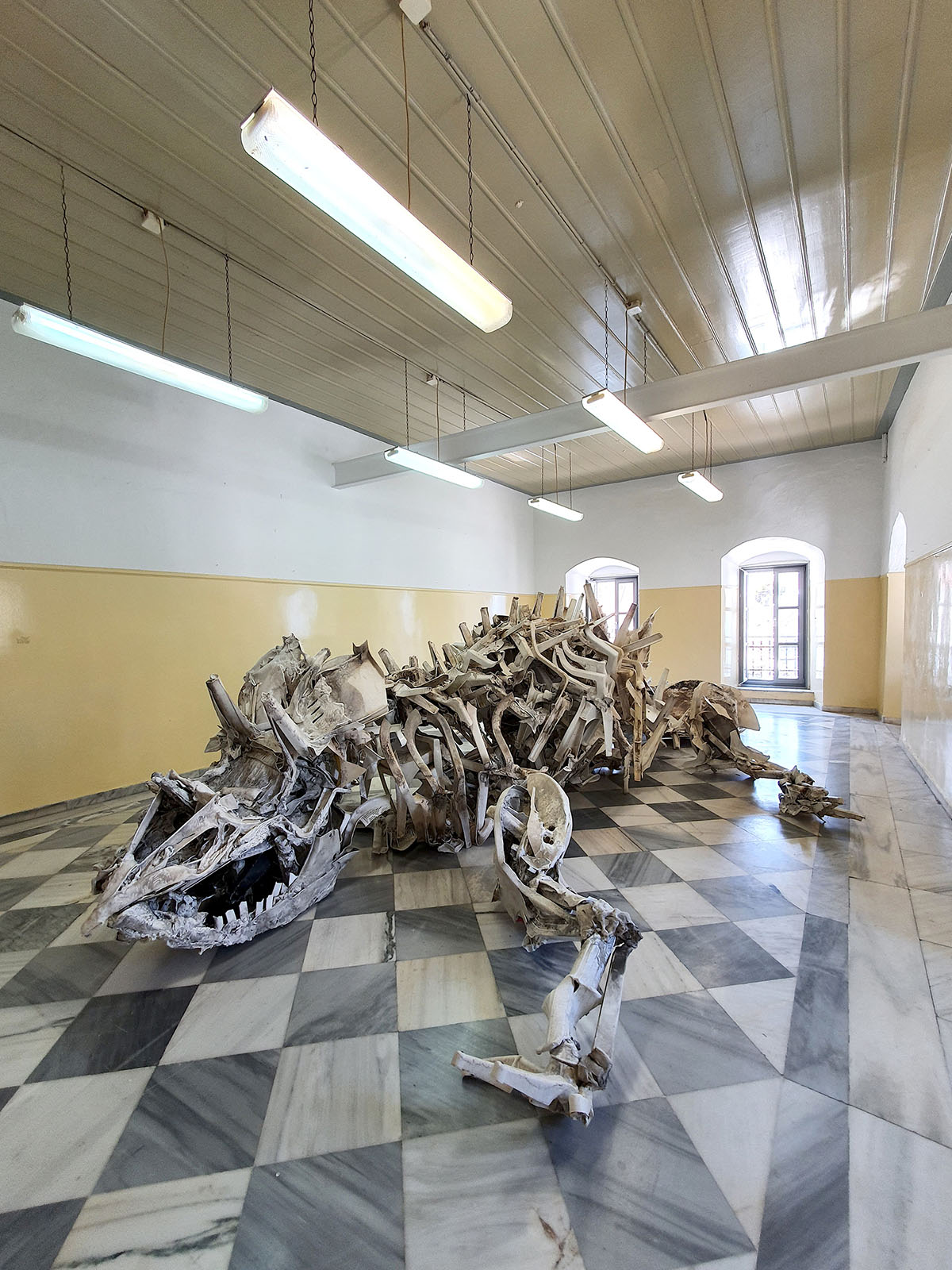 large sculpture, life size, sculpture, dinosaur, life like