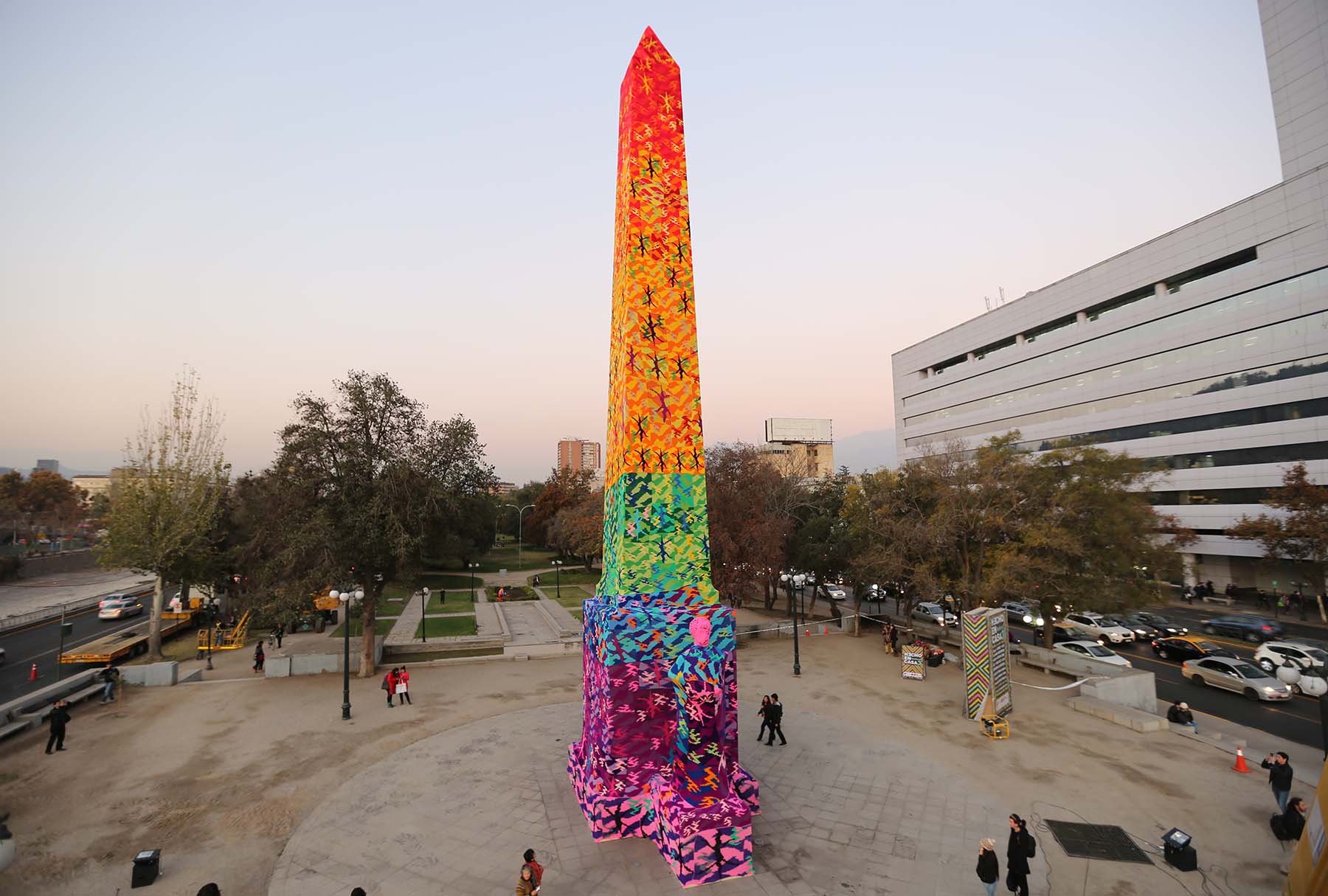 southwark crown court, wrapped art, public space, intervention, contemporary art