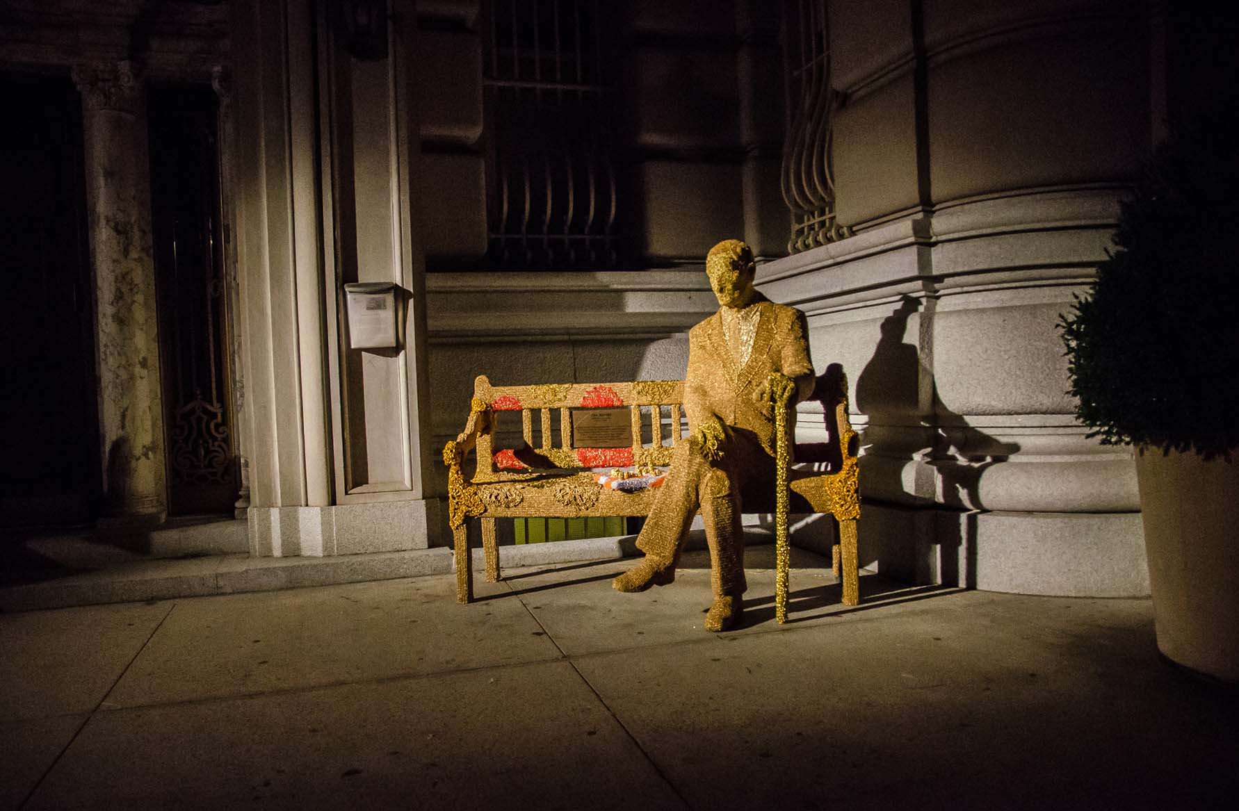 intense art agata oleksiak, prolific, yarn bombing, smithsonian, museum,
