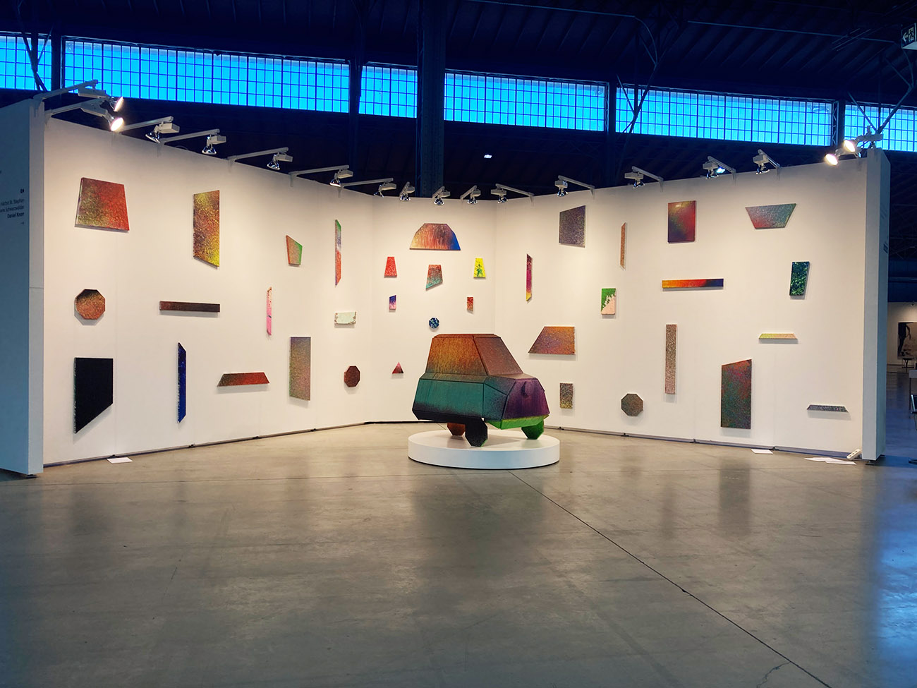galerie naechst st stephan, daniel knorr, contemporary art installations, visual artist