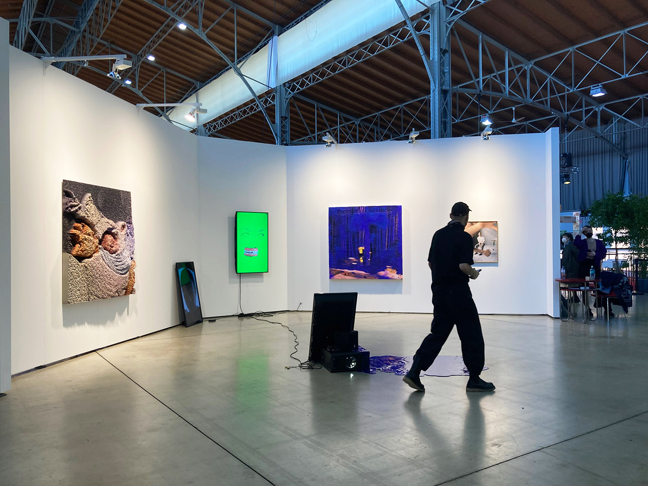 koenig 2 be robby greif, simon lehne, video installation, visual artist