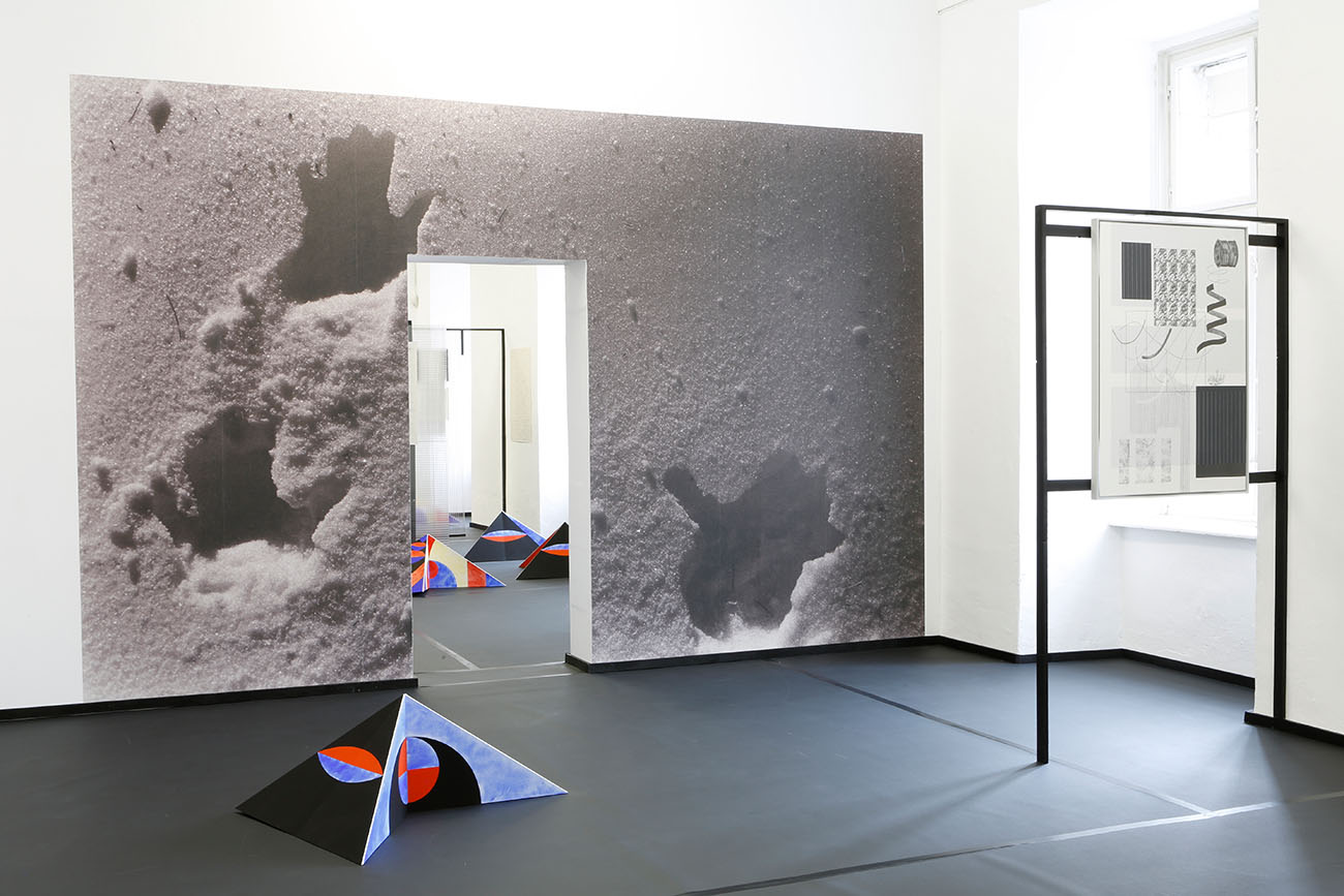 curated by, barbara horvath, alfredo barsuglia, graphical cabinet, munchies art club, online viewing room