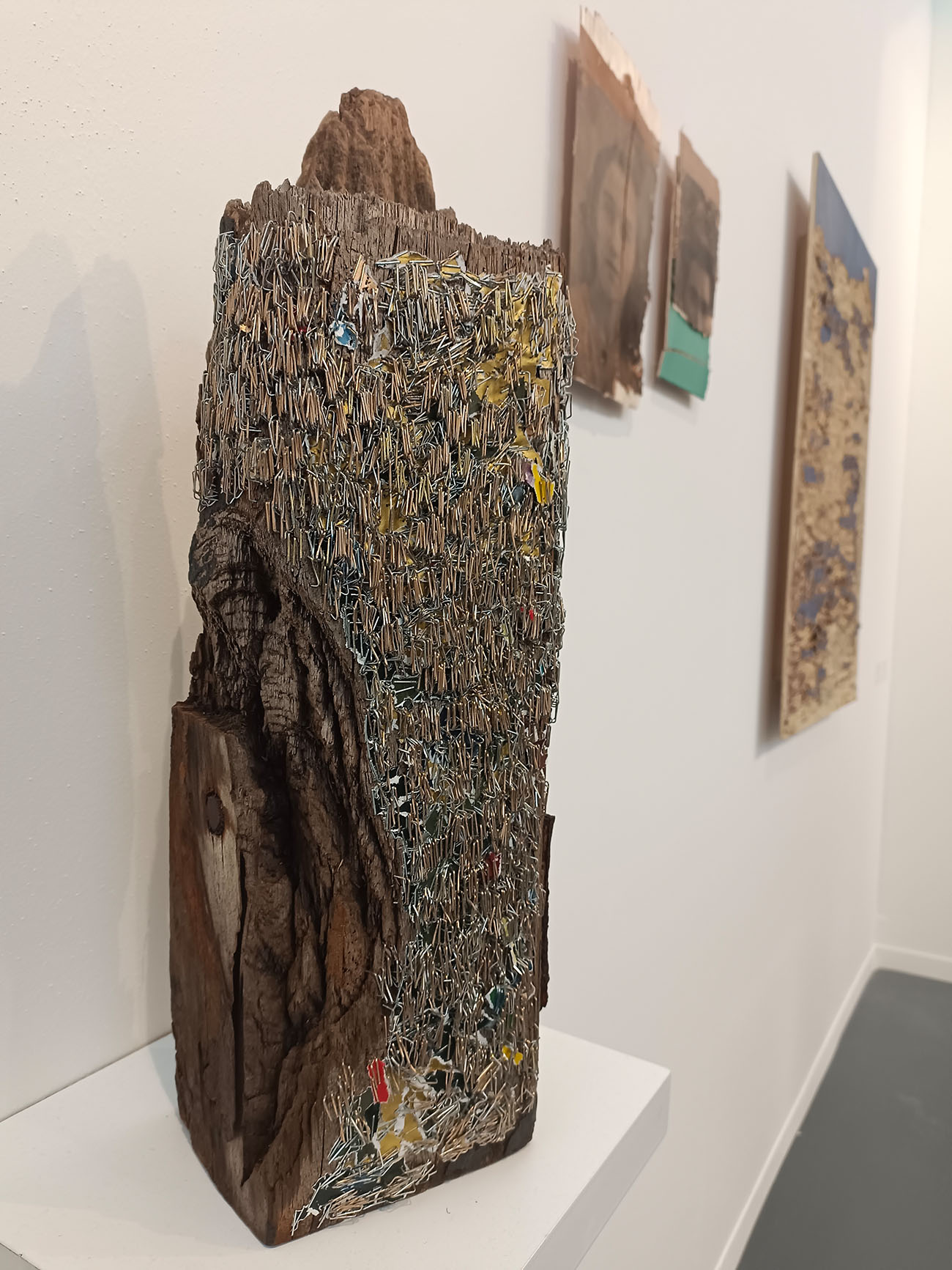 sculptural wall art, isabelle ferreira, galerie maubert, contemporary sculpture