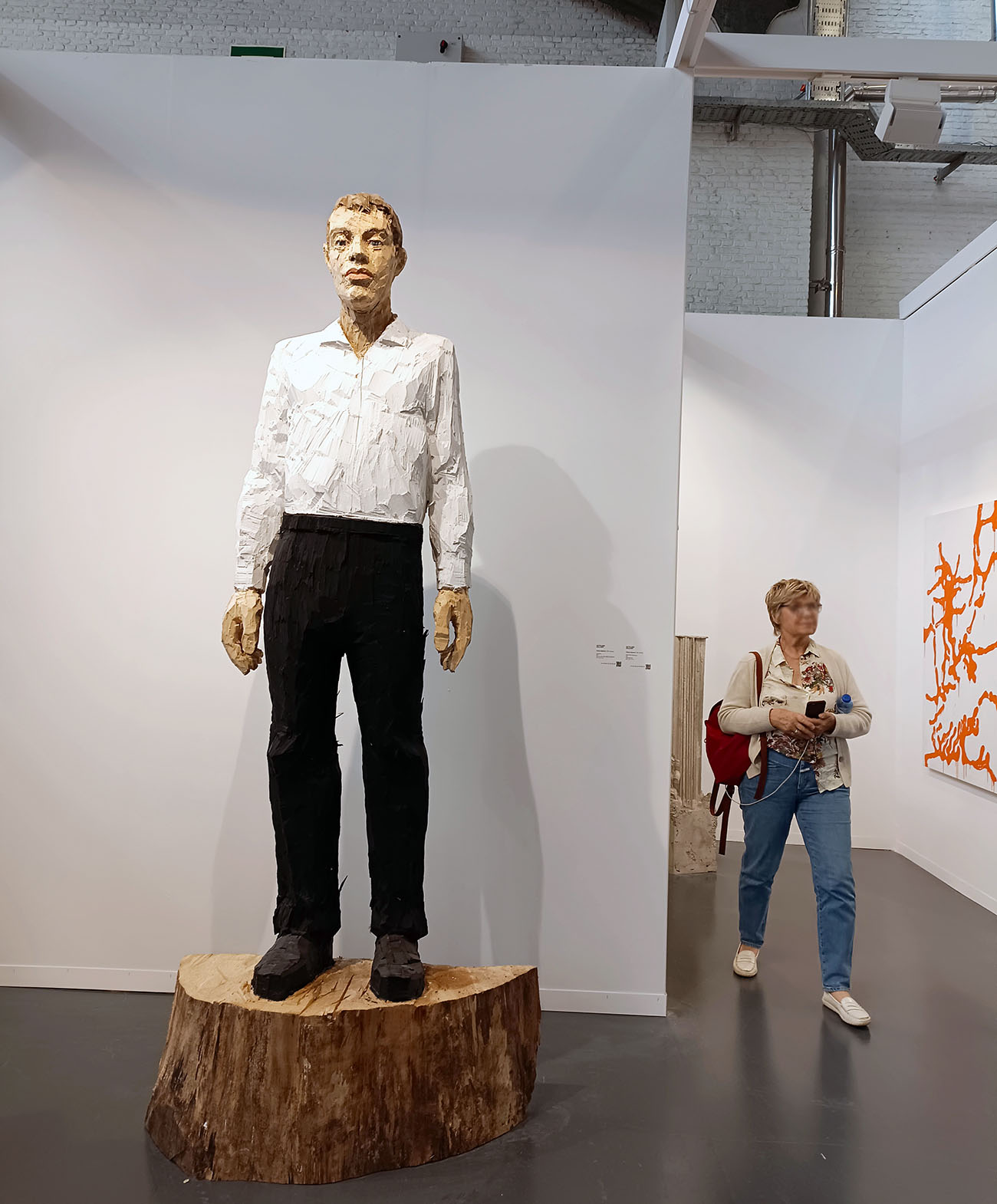 galeria send, tulip pinto artist, sculptures, larger than life wood, man tall, unique
