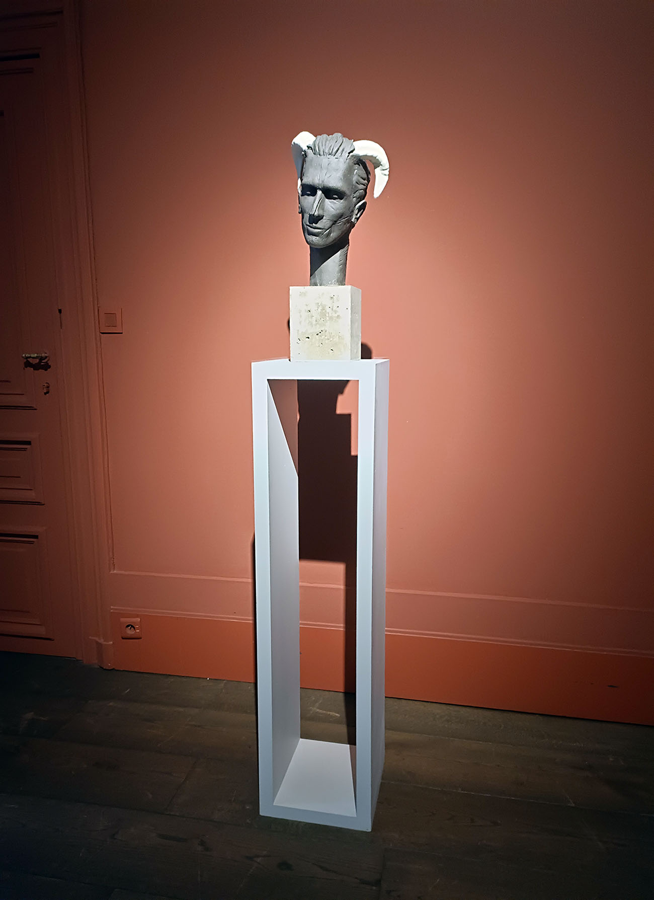 jonathan kugel, brussels, cabinet de curiosities contemporain, contemporary, press, sablon, flemish house,