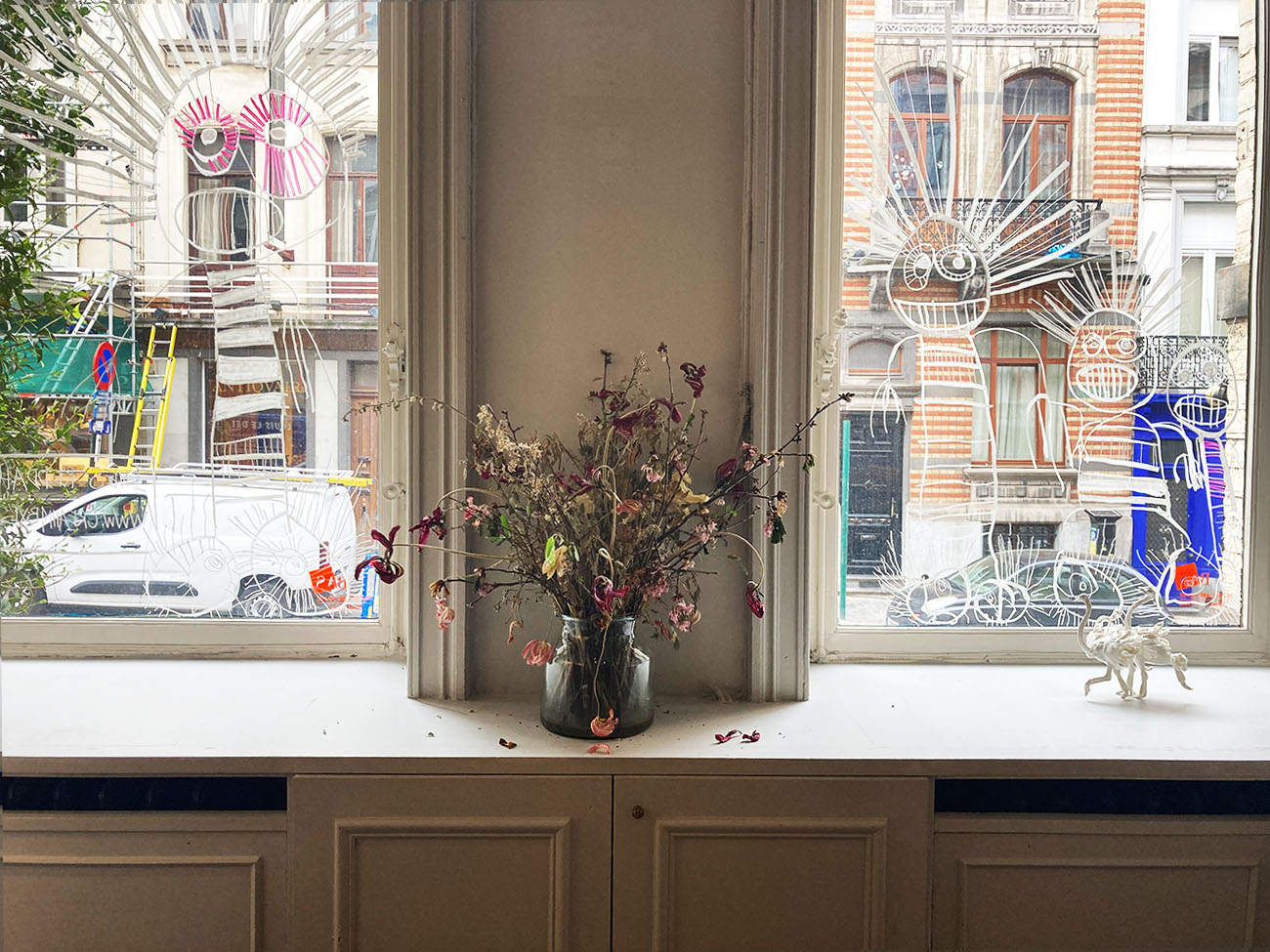 jonathan kugel, brussels, cabinet de curiosities contemporain, contemporary, press, sablon, flemish house,