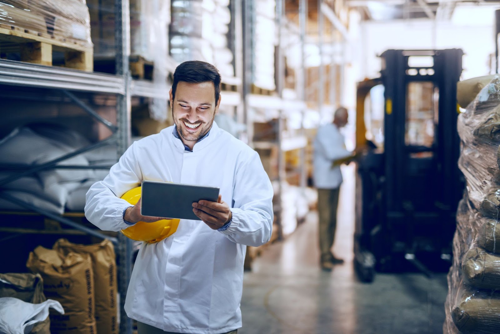 Collaborative commerce: Man in a warehouse