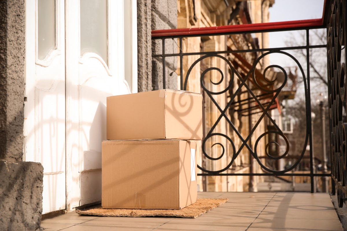 drop surfing: packages left by the door