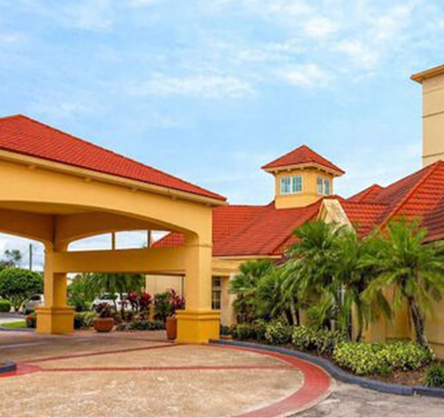 Front entrance to building where we have service in Lakeland, Fl.