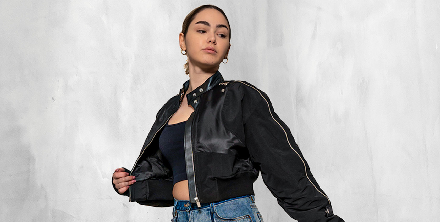 C2H4's Designer womenswear looks by Unfolloworld