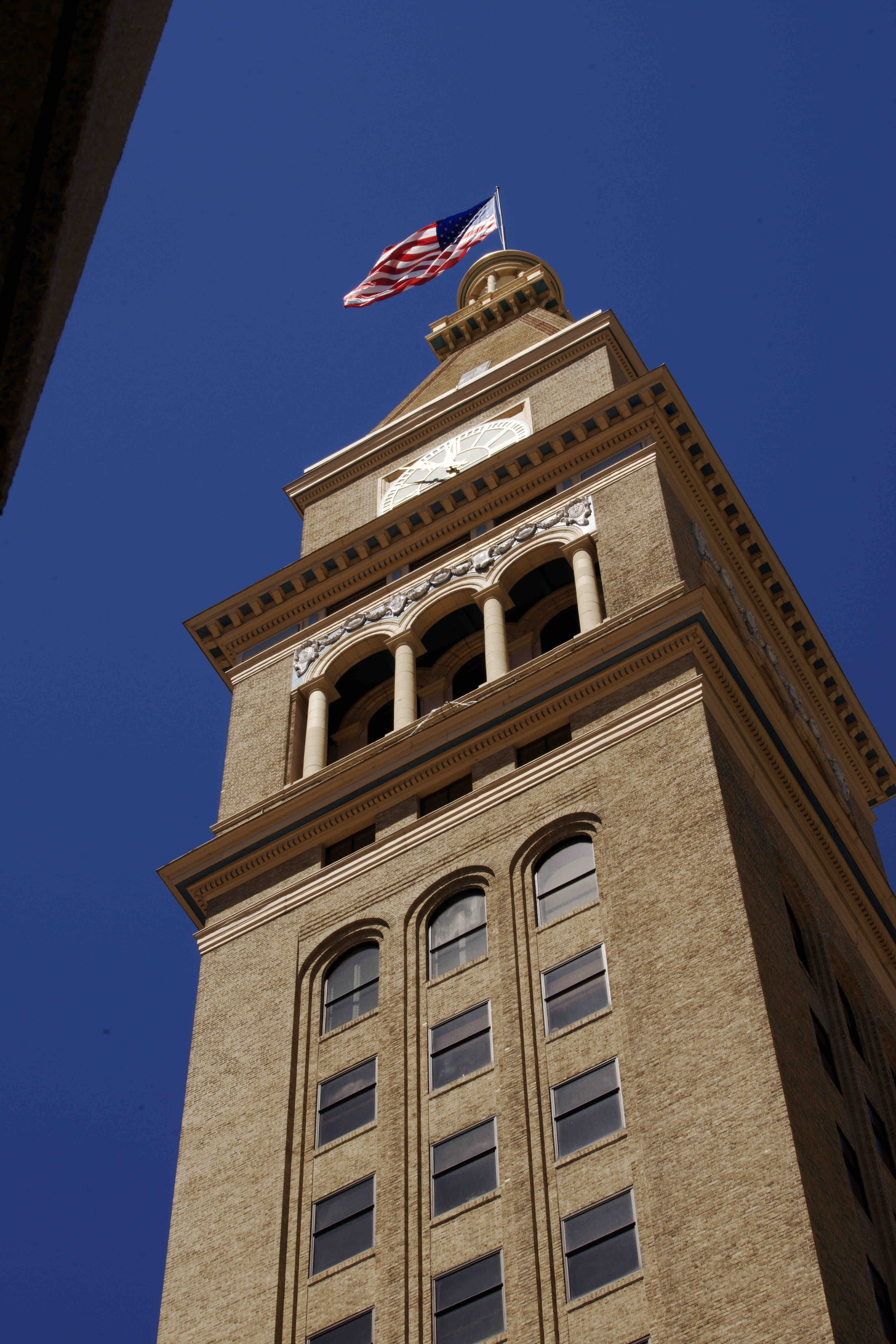 Cliparfait les news du colorado