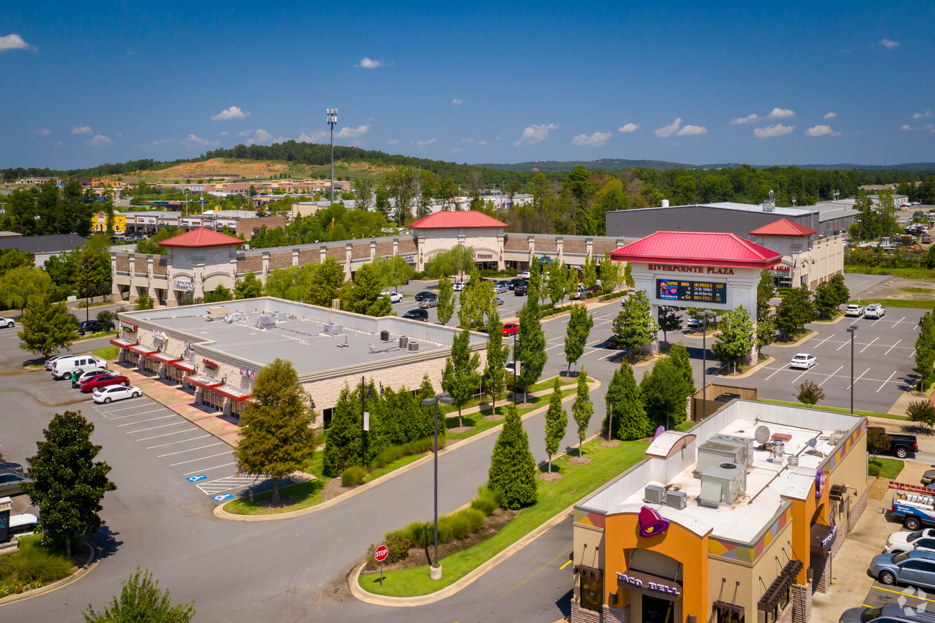 Explore Maumelle, AR Razor Real Estate flow Template