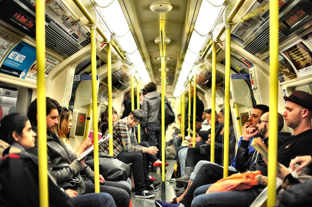Commuters be commuting