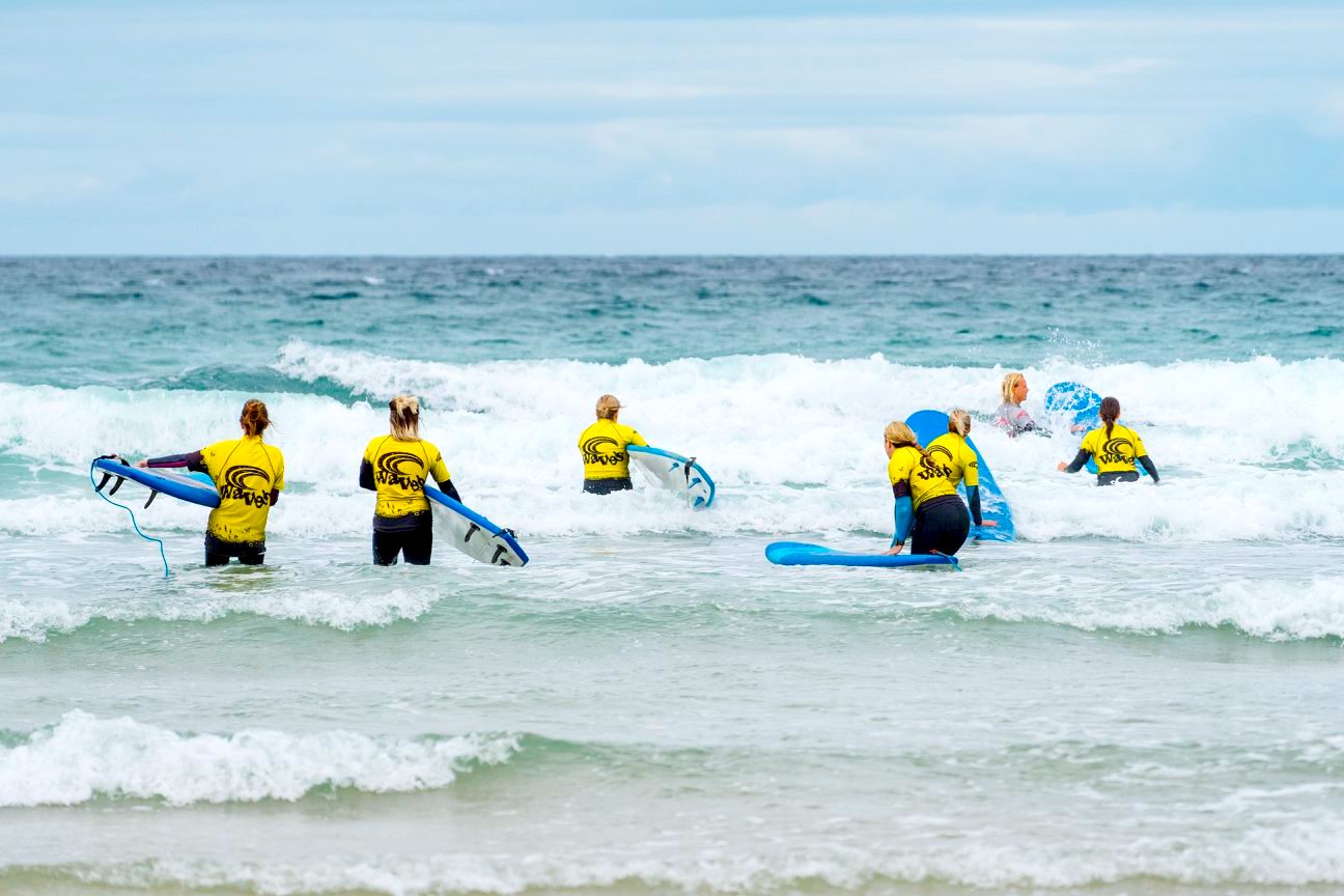 Fun and friendly group surf lessons in Cornwall…