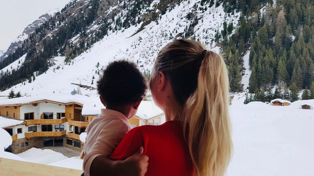 nanny-wintersport-travelnanny