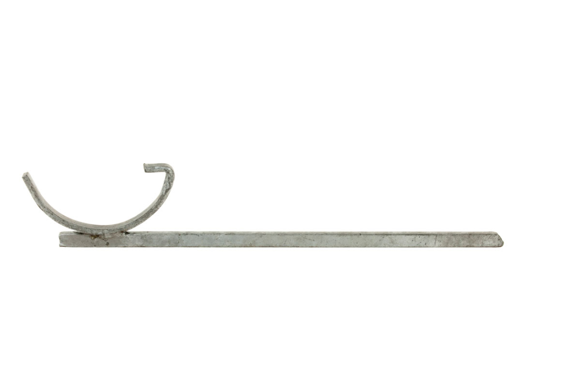 Hargreaves Cast Iron Half Round Gutter Square Bar Drive In Bracket 