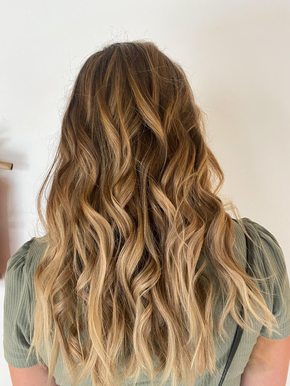 Natural looking light brown and blonde full balayage 