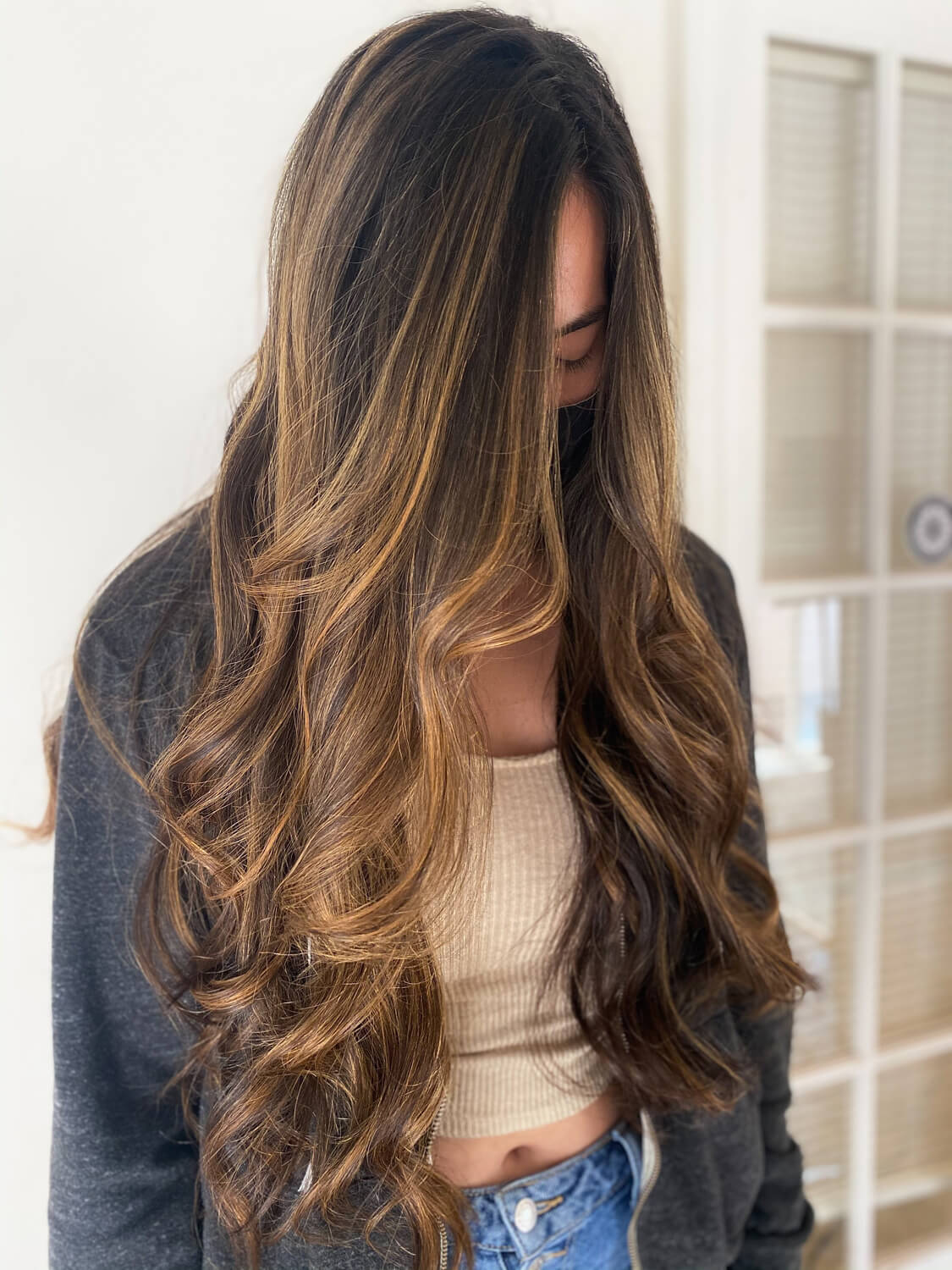 Beautiful full balayage, dark hair