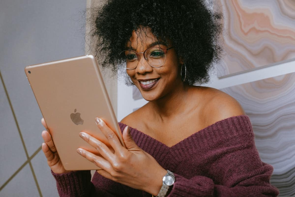 retail employee empowerment with mobile