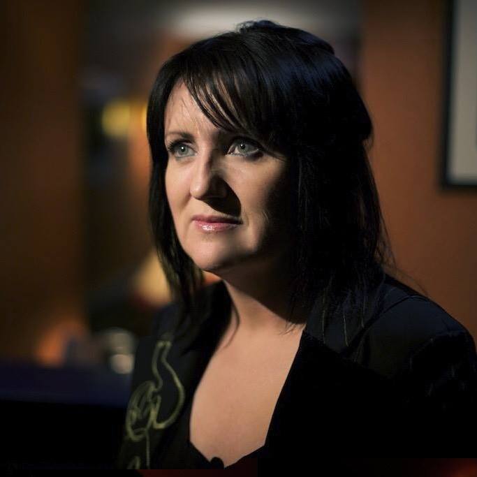 Eilís Ní Chinnéide
