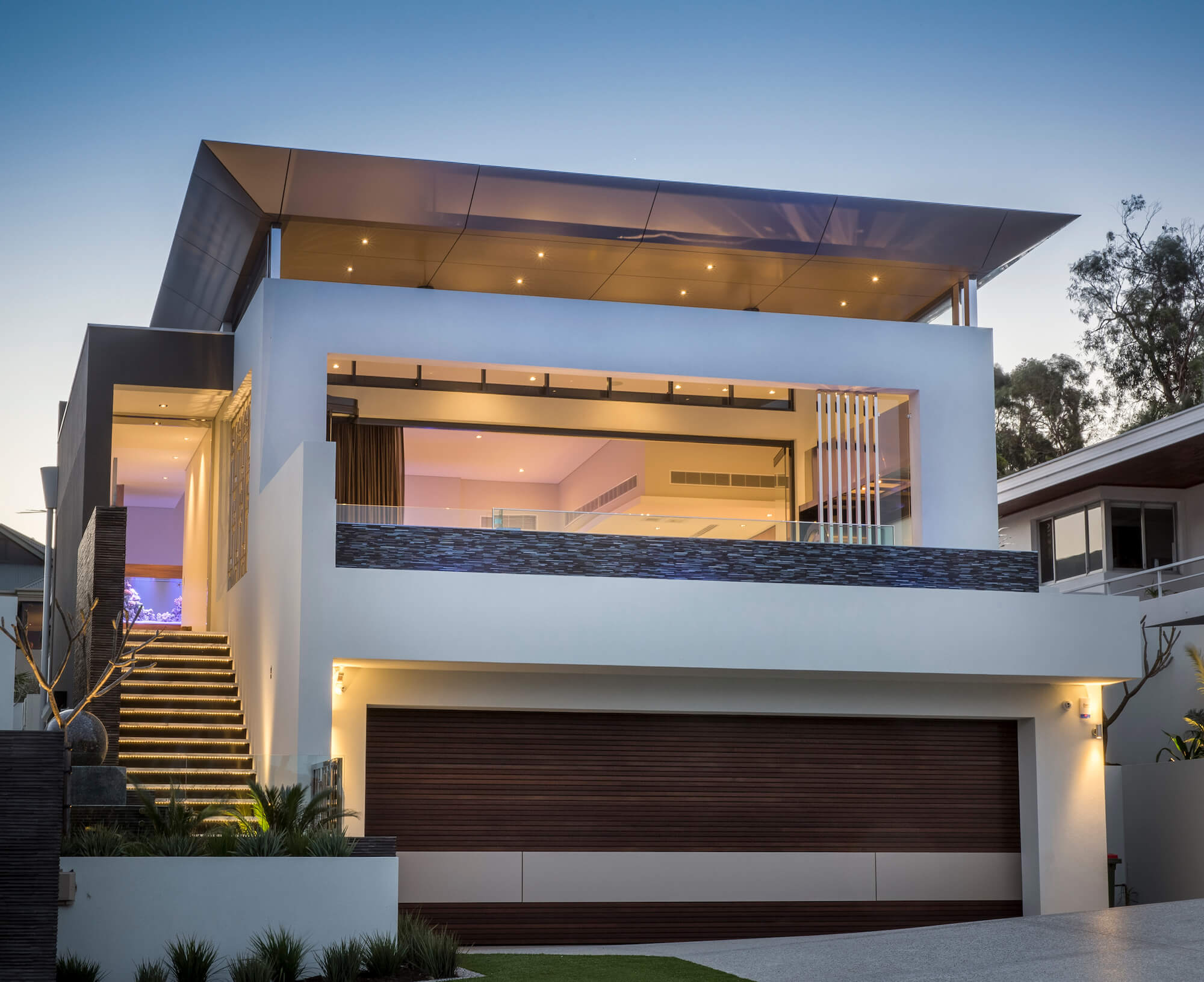 DOUBLEVIEW RESIDENCE