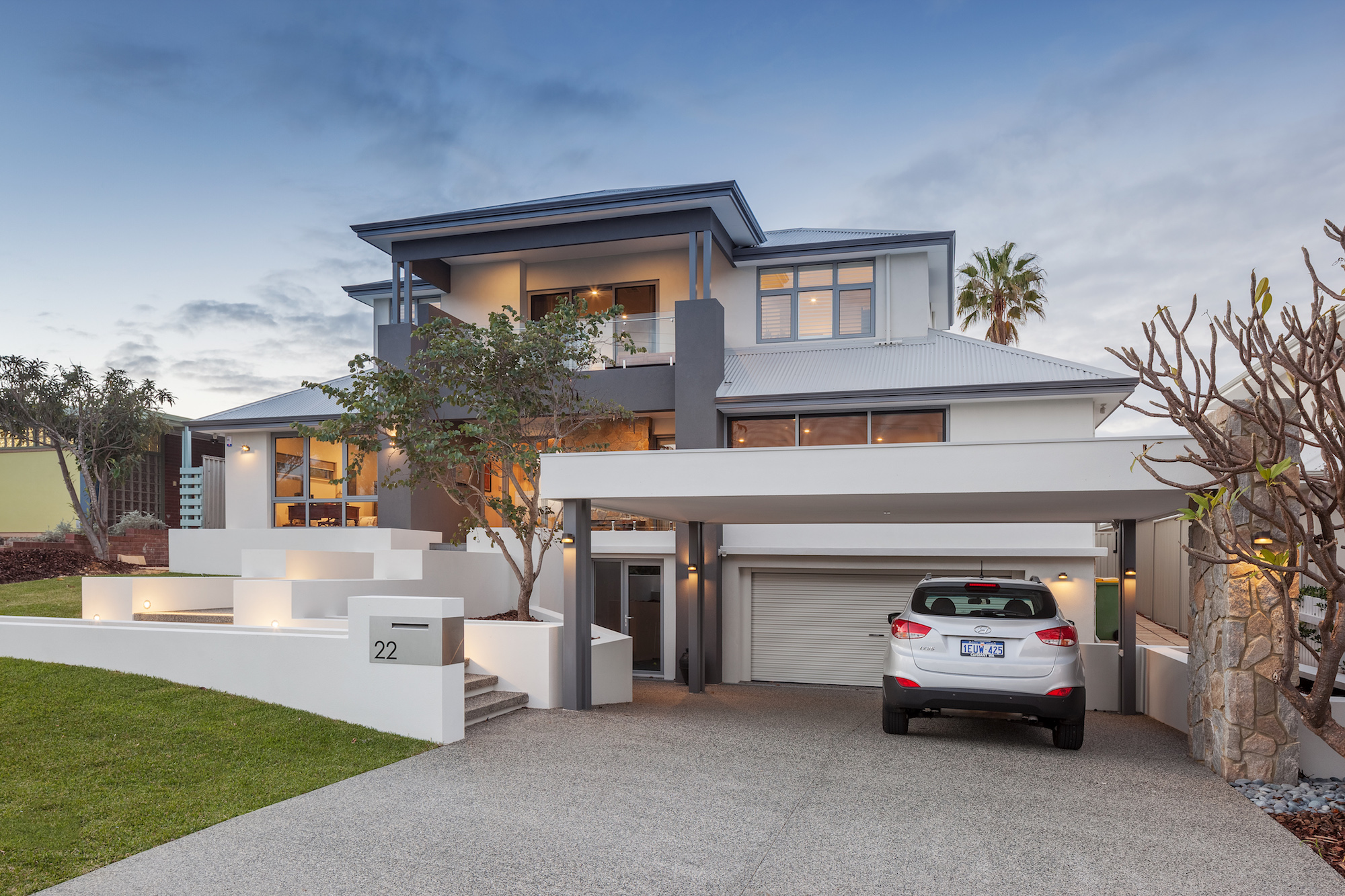 ROSCOMMON STREET - FLOREAT