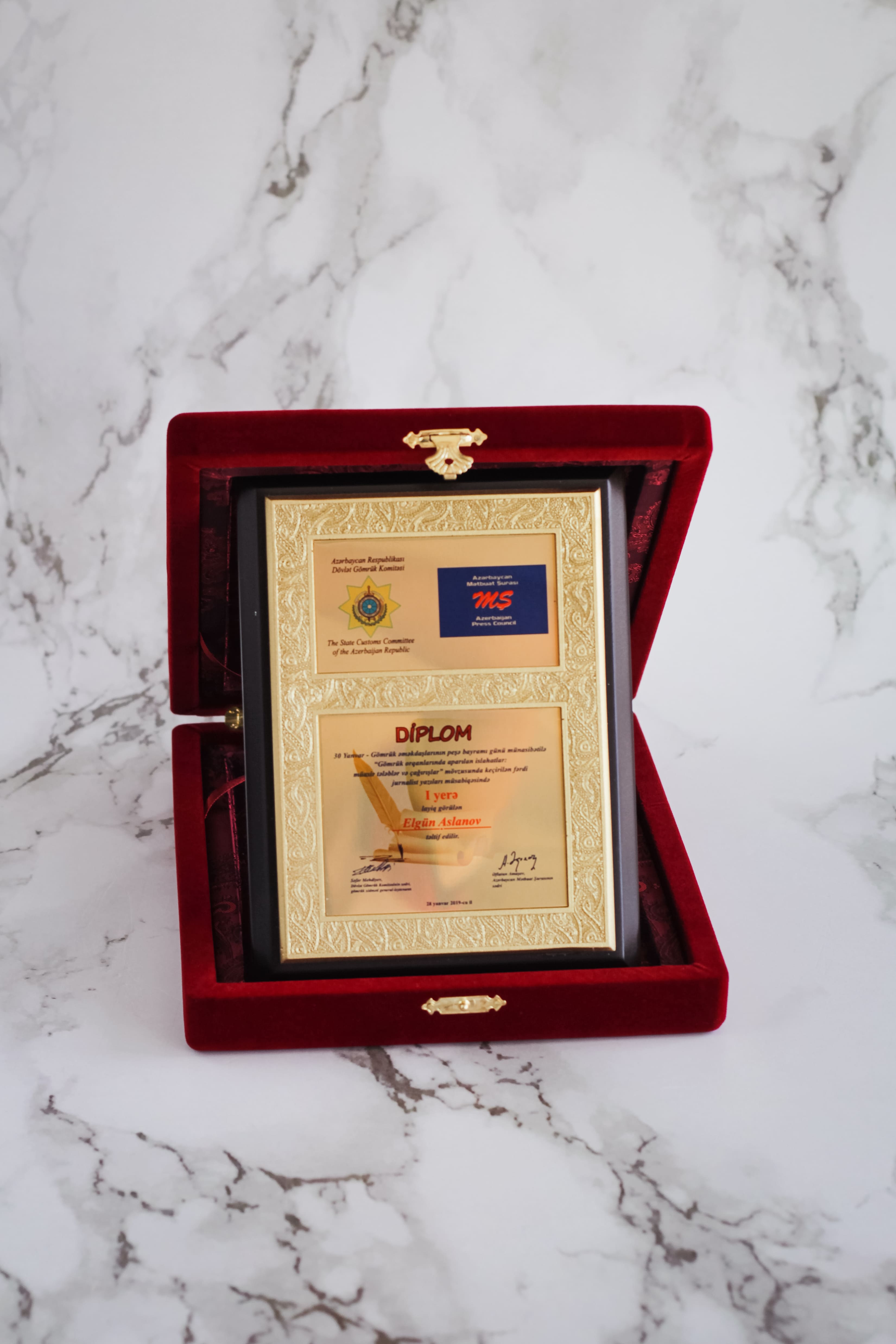 Plaket
