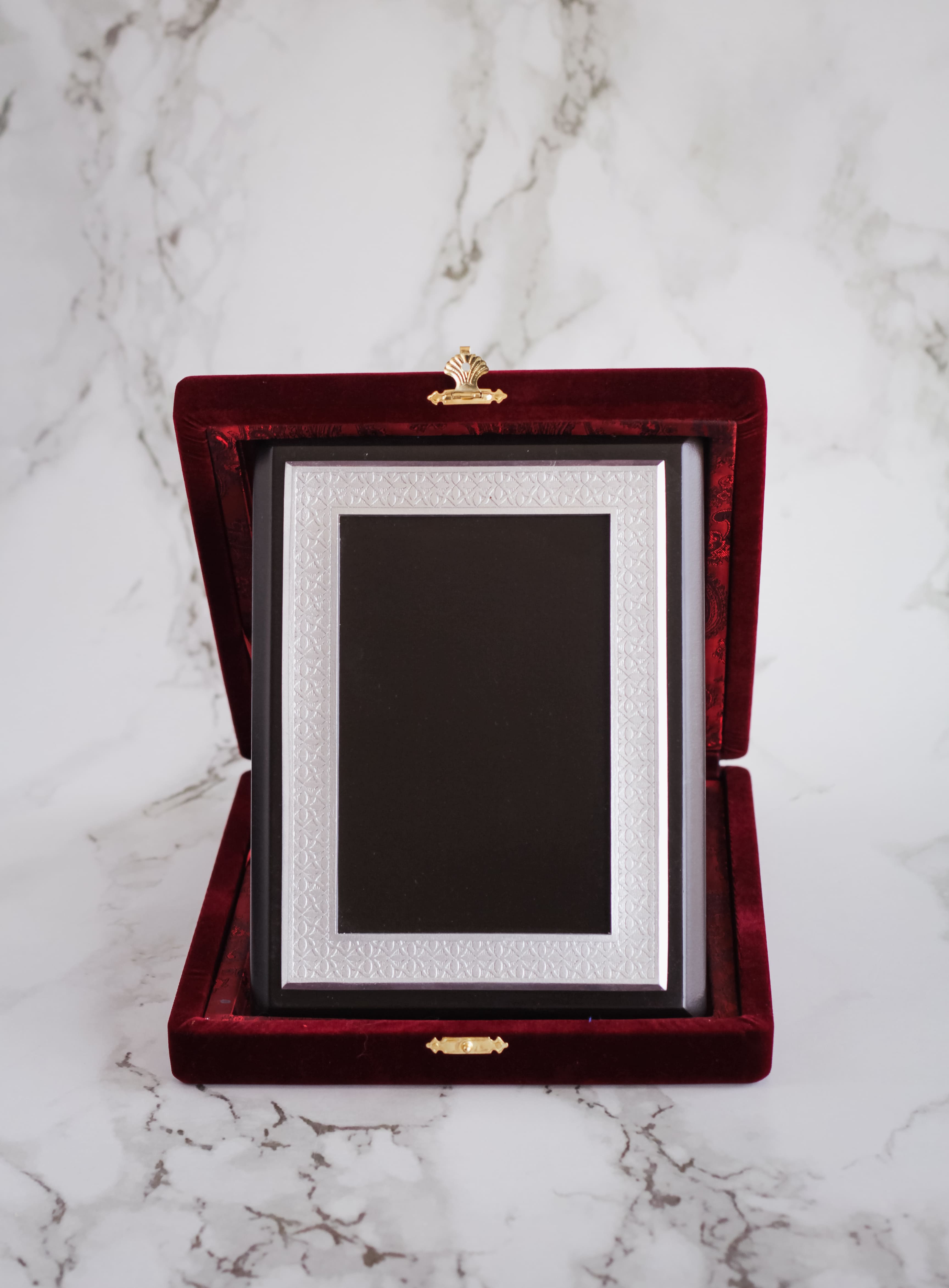 Plaket