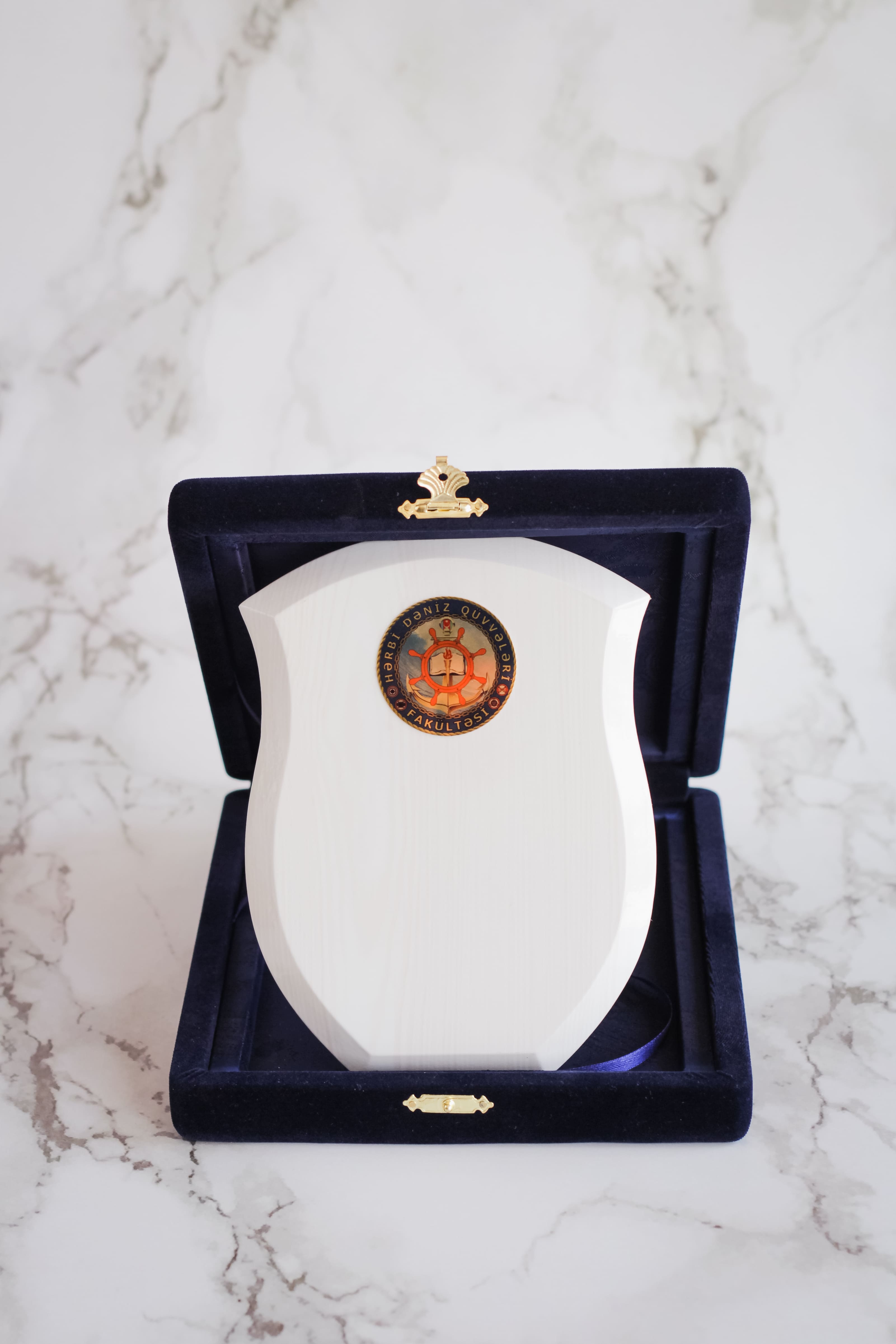 Plaket