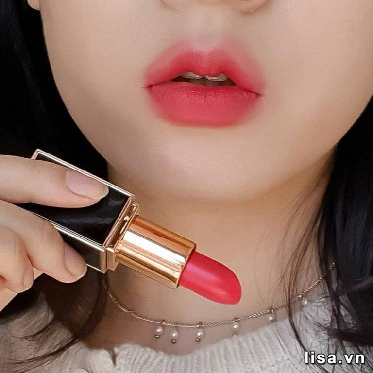 Son Tom Ford 09 sẽ giúp đôi môi của bạn thêm phần gợi cảm, điệu đà