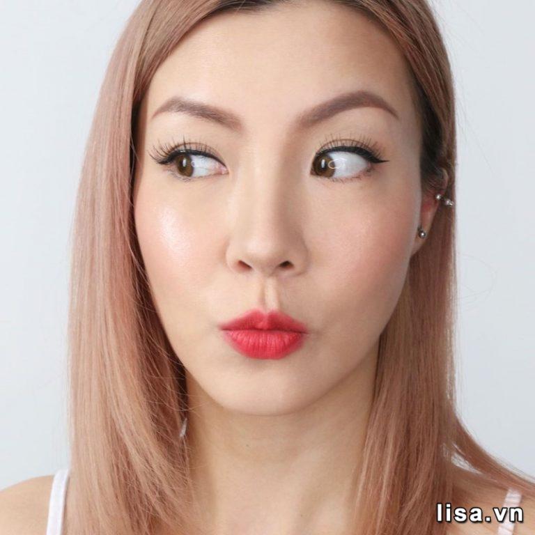 Son TF 09 giúp môi căng mọng và tràn đầy sức sống