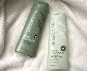 9.Dầu gội ngăn rụng tóc cho nam và nữ Organic Care