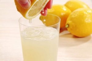 Nước chanh tươi thải độc mát gan