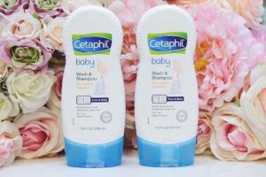 Sữa tắm gội Cetaphil baby Gentle Wash and Shampoo của Đức