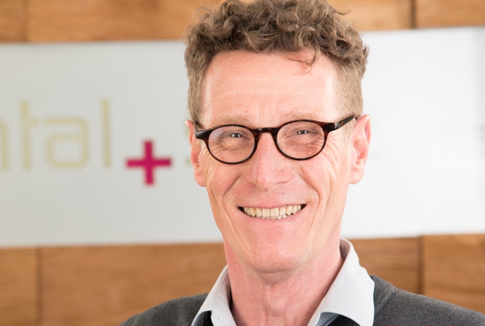 Z-MVZ dental suite - Ulrich Schneider - Patientenmanagement, Leitung Empfang