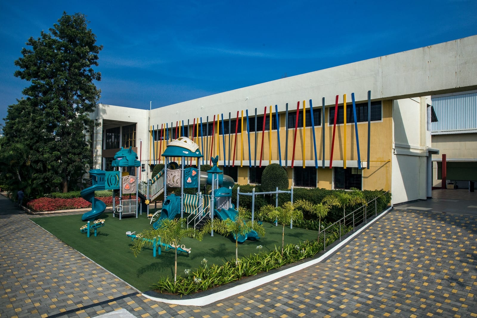 Universal Education's Presence in Nashik