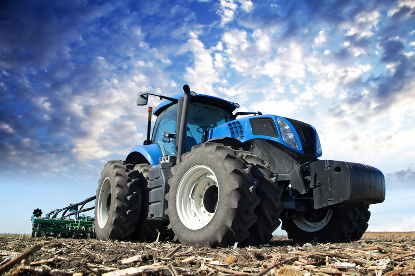 deep tread tractor tire
