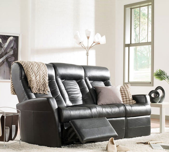 Top 5 Hacks to Keep Your Leather Sofa Spotless TIDY