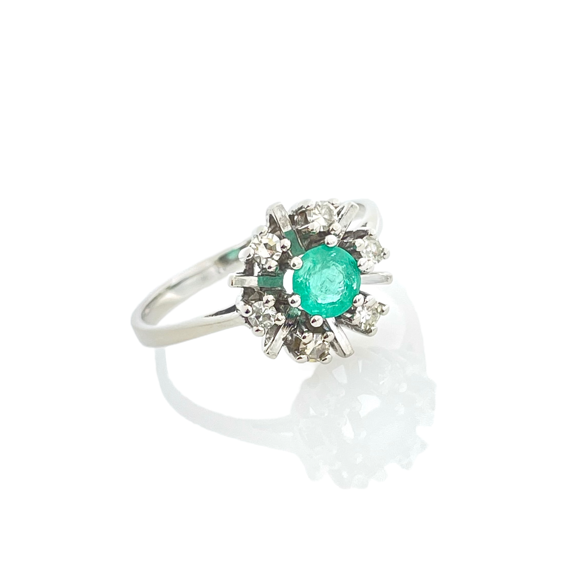 Weißgold Brillant Ring mit ein Smaragd — Image 2 sur 4