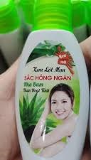 Mặt Nạ Lột Mụn Cám Than Tre Nha Đam Sắc Hồng Ngân 20ml