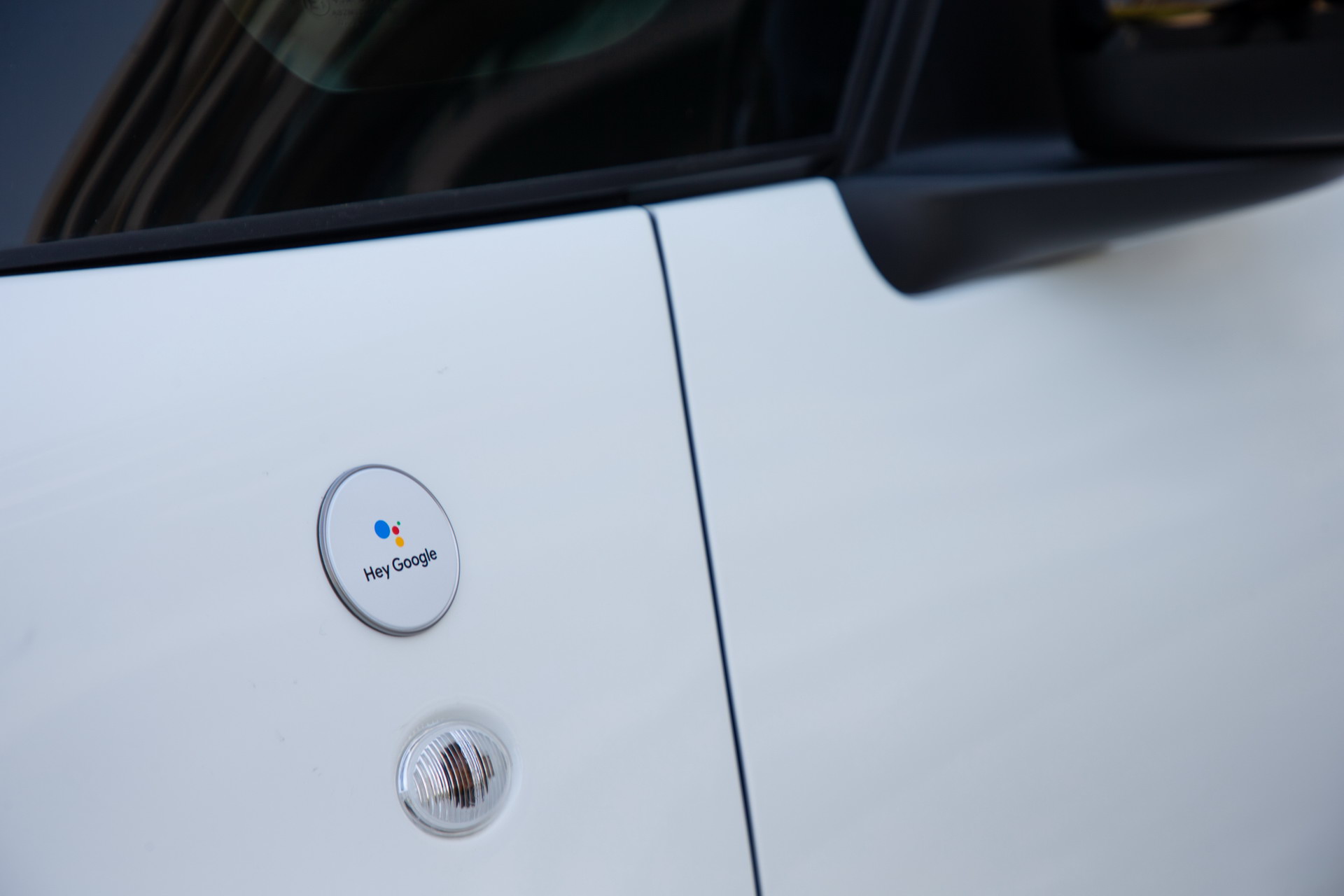 fiat 500 hey google badge