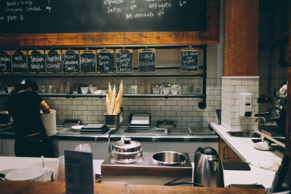 5 warning signs that your kitchen needs a deep clean
